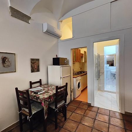 Navona & Castel Sant'Angelo Whole Holiday Apartment Da Pamino & Priscilla โรม ภายนอก รูปภาพ