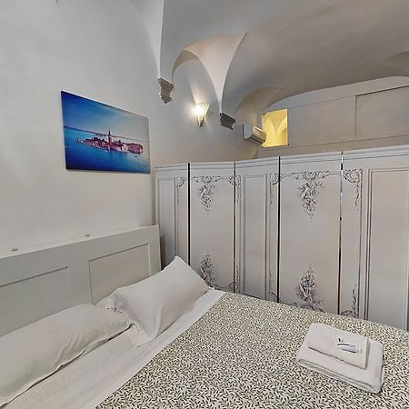 Navona & Castel Sant'Angelo Whole Holiday Apartment Da Pamino & Priscilla โรม ภายนอก รูปภาพ