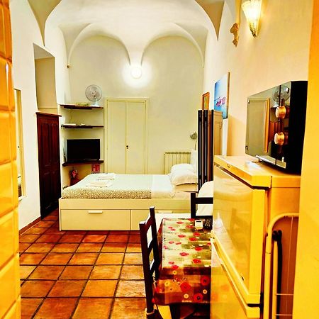 Navona & Castel Sant'Angelo Whole Holiday Apartment Da Pamino & Priscilla โรม ภายนอก รูปภาพ